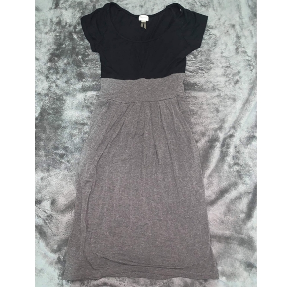 Dress XS - Picture 1 of 3